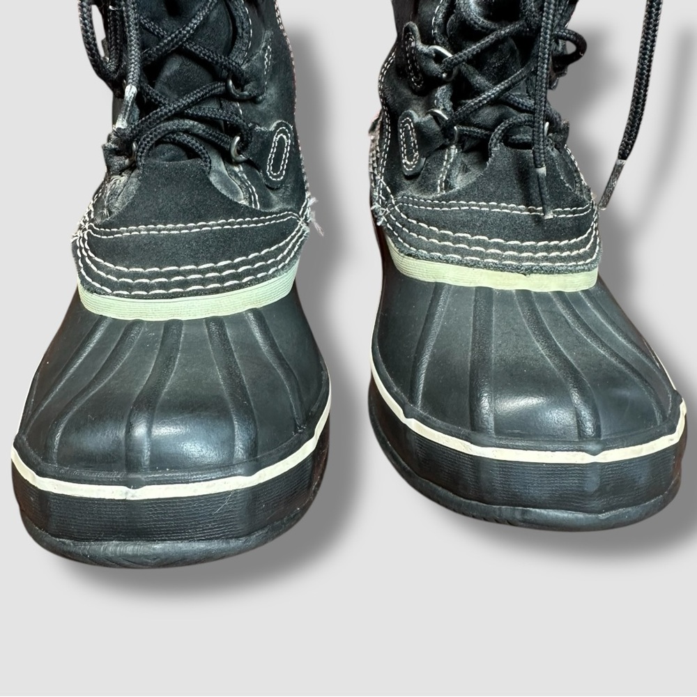 L.L. Bean Leather Duck Boots - Picture 4 of 12